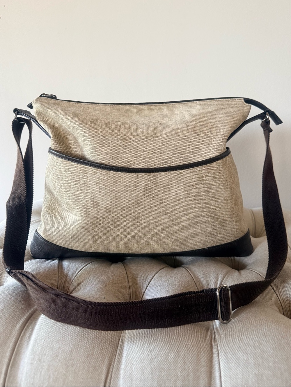 Rare Vintage Gucci Denim GG Monogram Large Messenger Crossbody Bag Beige